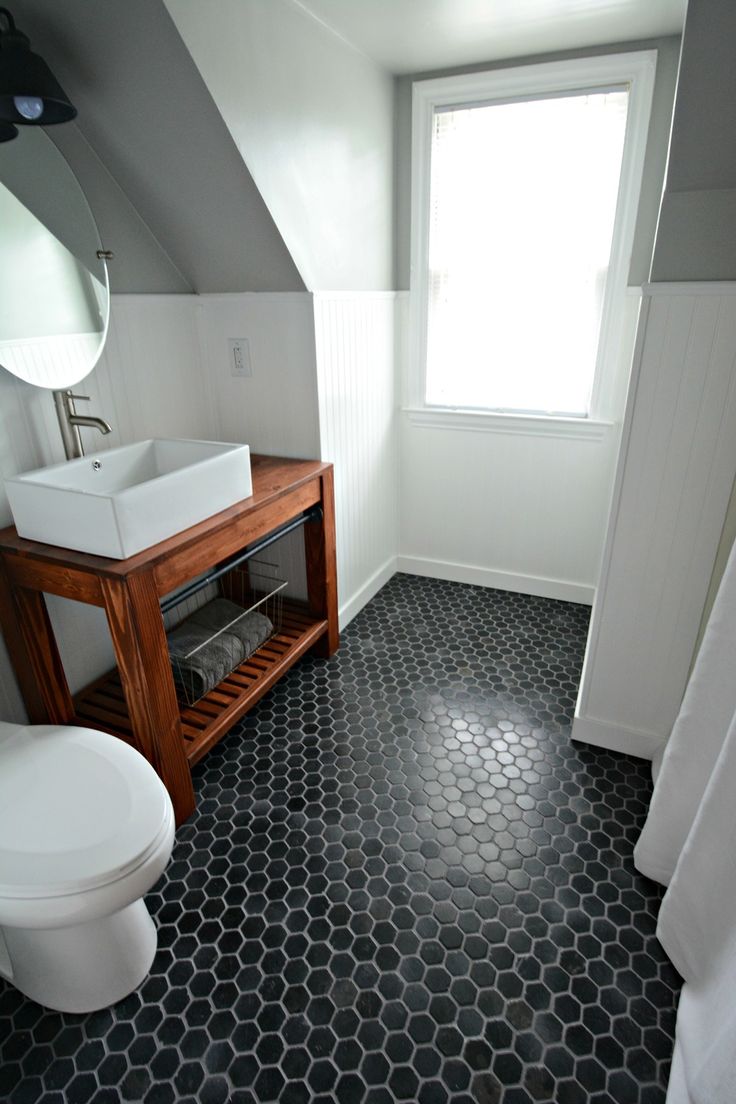 Des idées de revêtement de plancher pour la salle de bain !