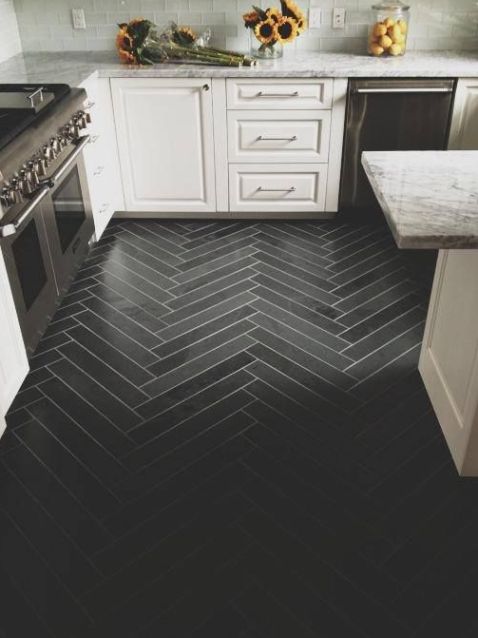 Plancher gris / céramique grise