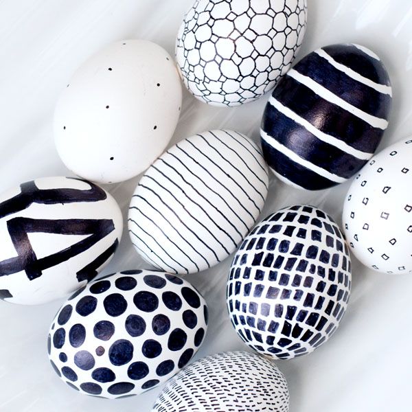 Black & White Eggs for Easter 2015 - On Drummond House Plans' blog