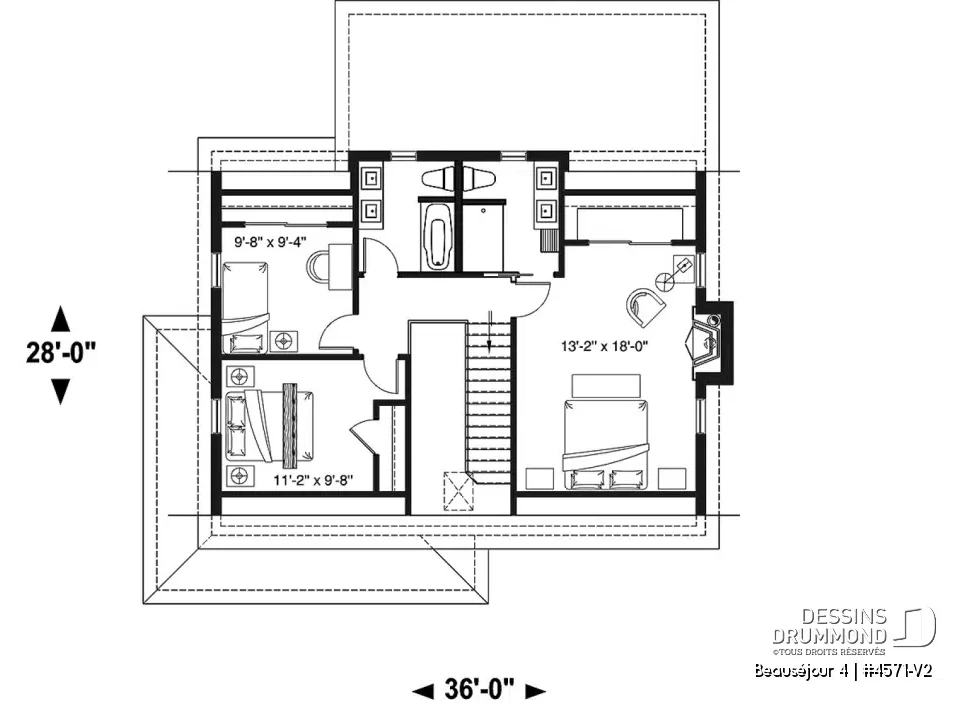Plan d'étage de maison de campagne avec grande suite principale, foyer, walk-in et chambres familiales